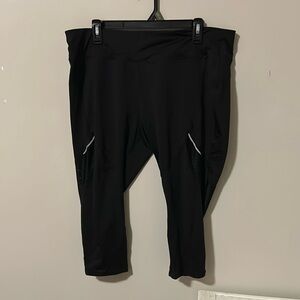 Black Athletic Leggings with Reflective Accents